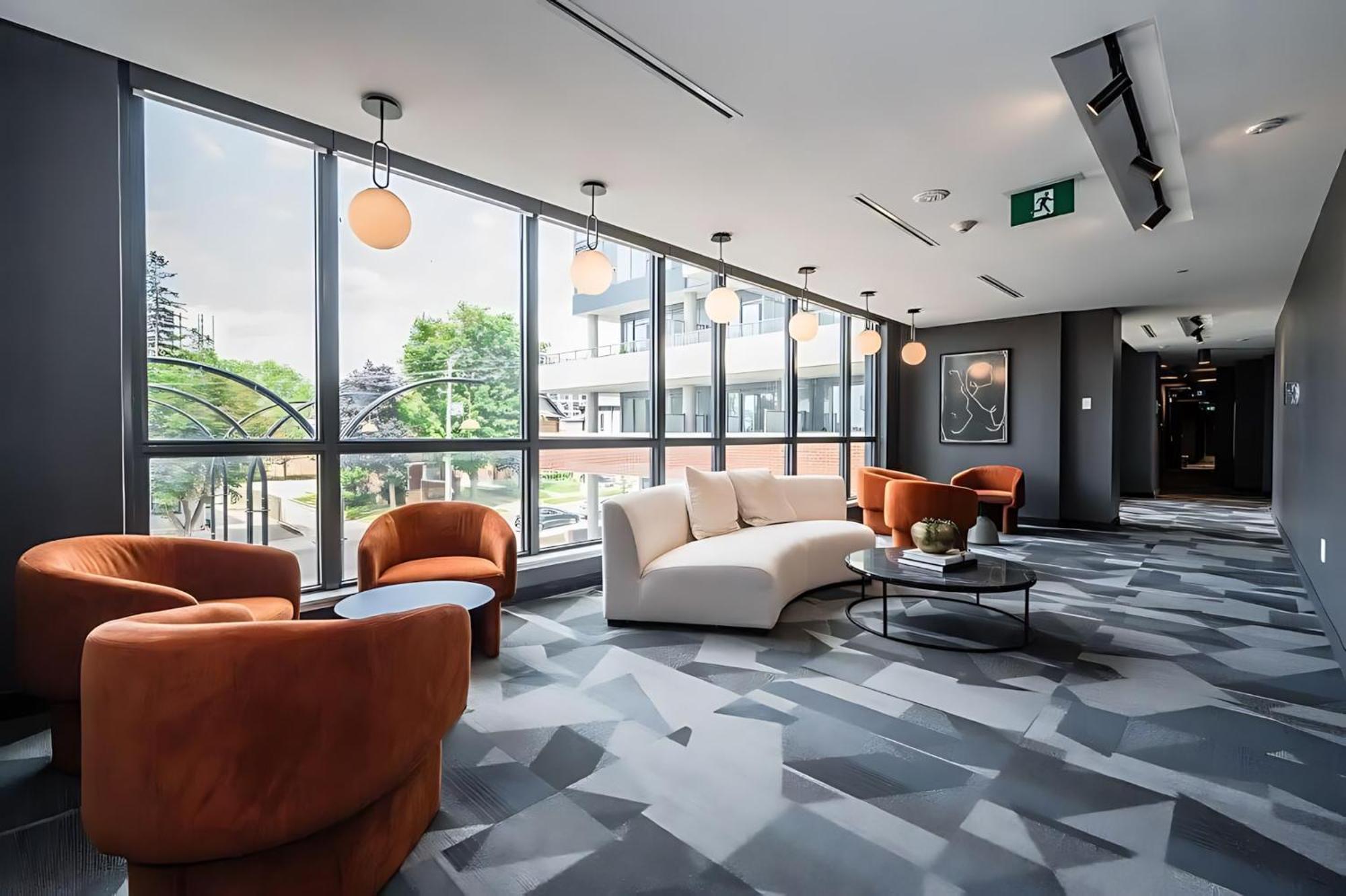 Luxury 1Br King Bed Unit - Private Balcony Leilighet Kitchener Eksteriør bilde